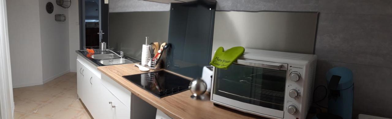 La Meizou, Gite - Chambres D Hotes A Champeix Exteriör bild
